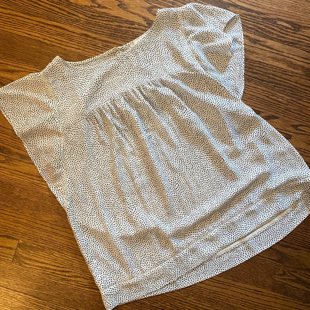 LOFT white and black/navy dot top